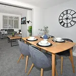 Hanford Apartments