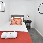 Hanford Apartments