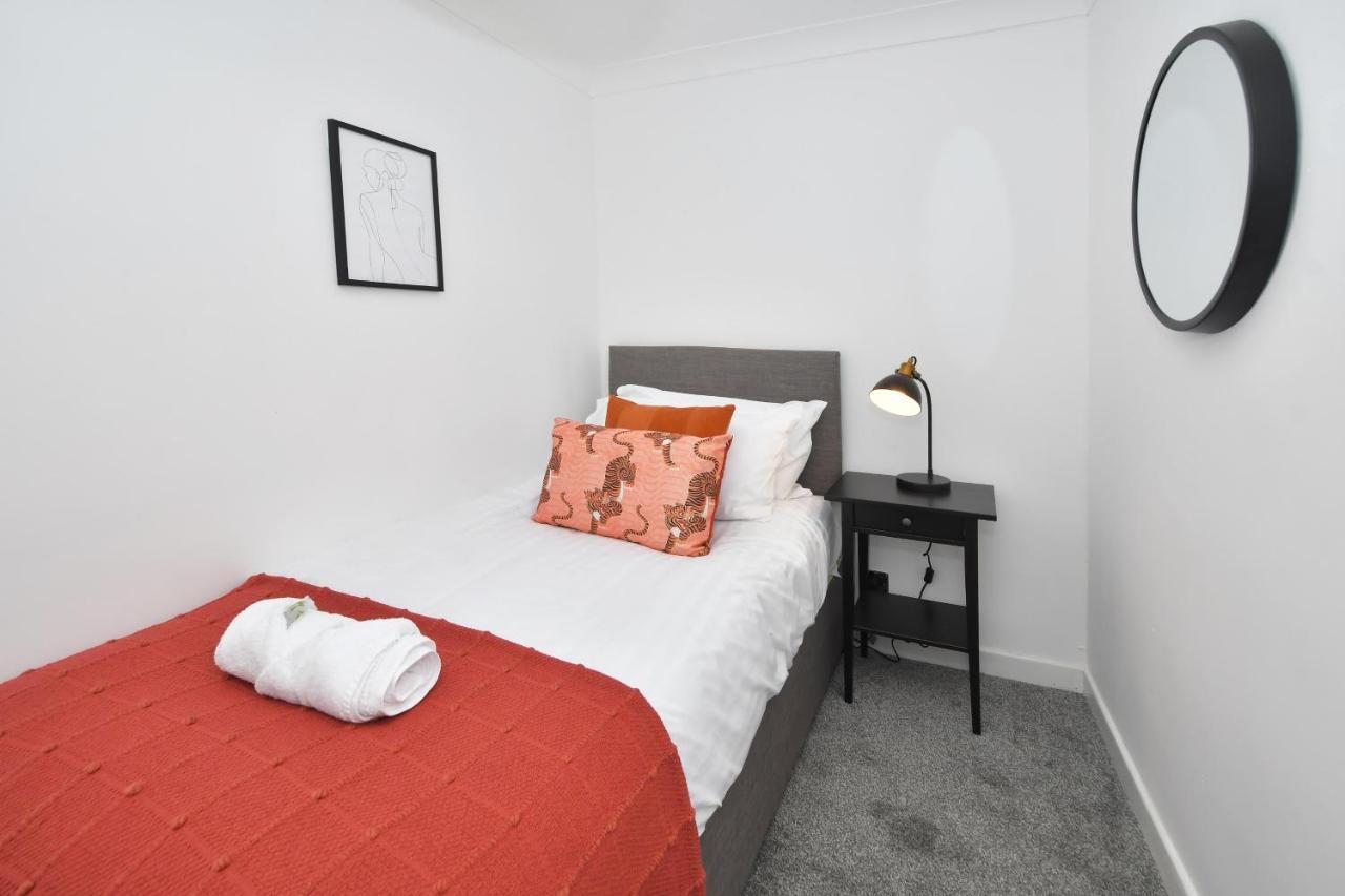 Apartment Hanford
