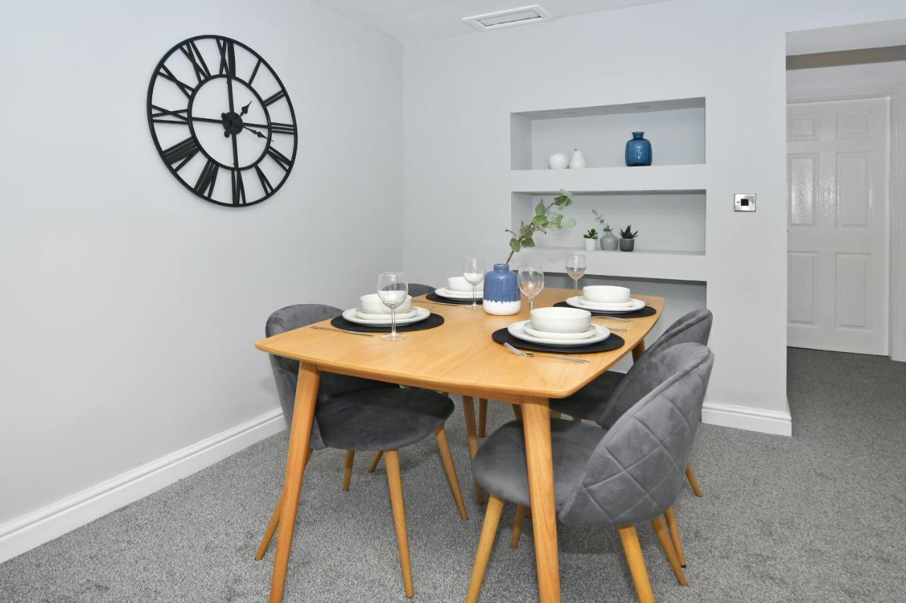 Apartment Hanford *